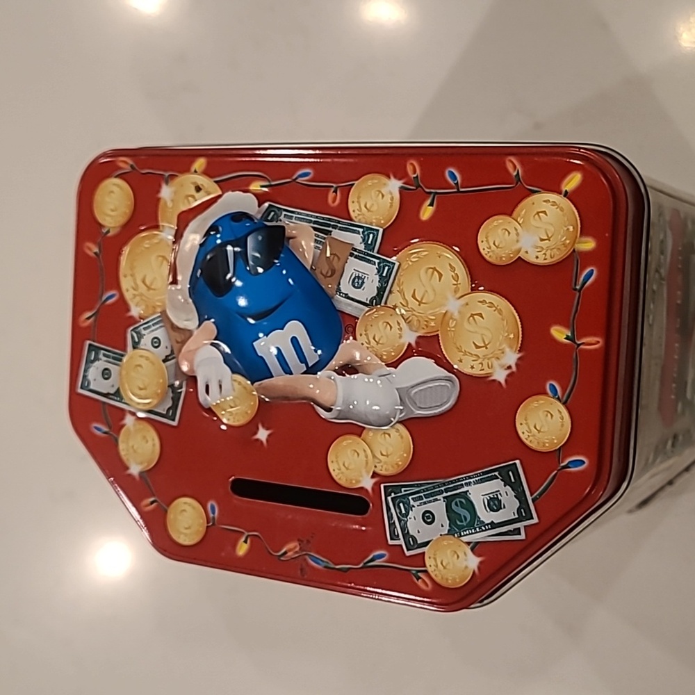 M & M Bank - Picture 2 of 6